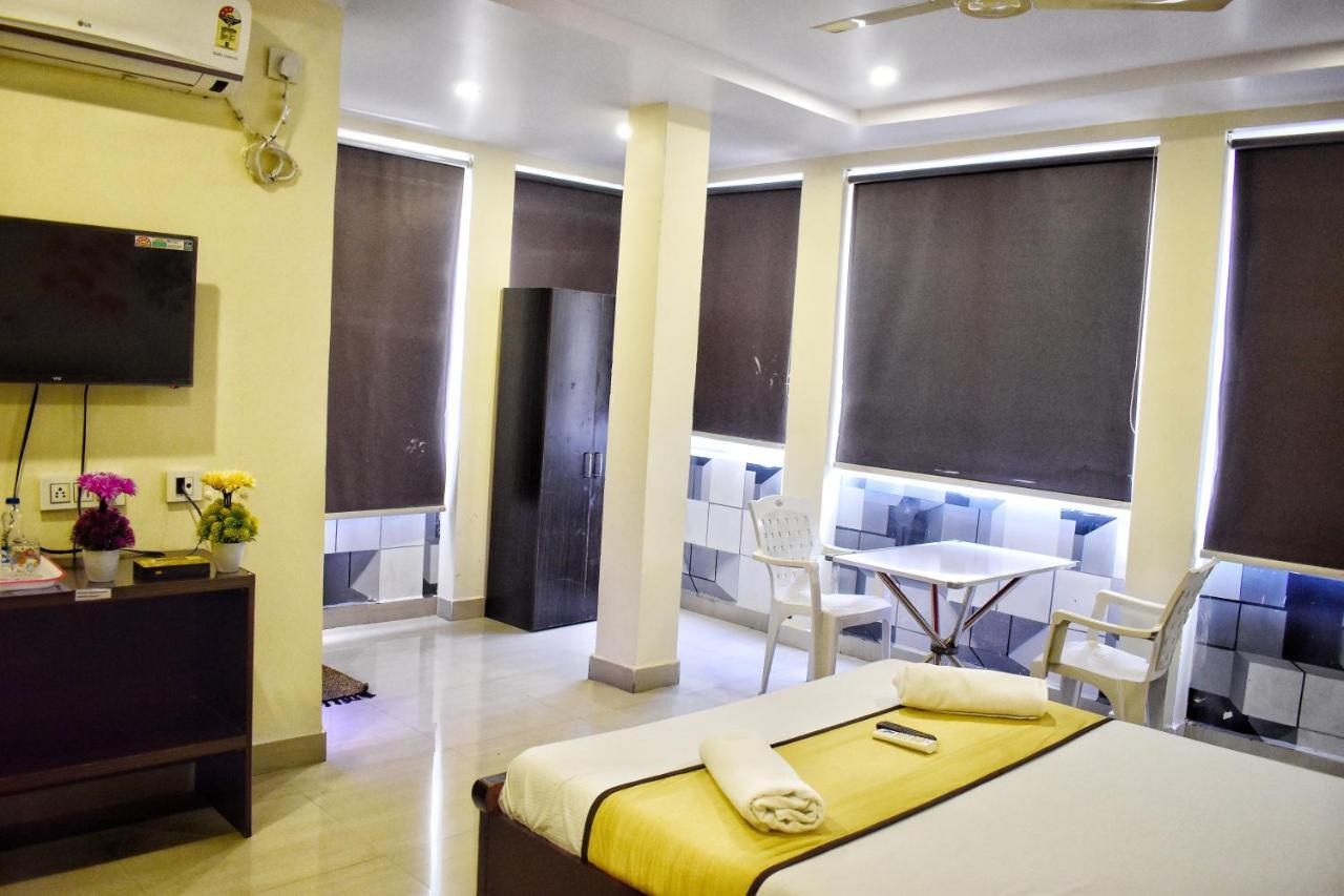Skyotel Hotels & Banquets Vijayawada Ngoại thất bức ảnh