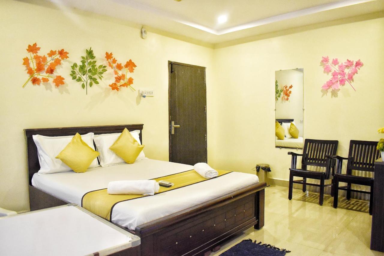 Skyotel Hotels & Banquets Vijayawada Ngoại thất bức ảnh